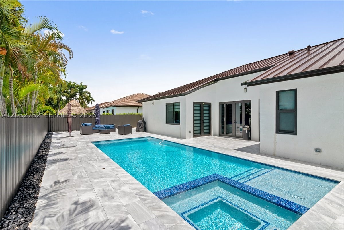 CASA LAGO 1ST ADDN - Residential