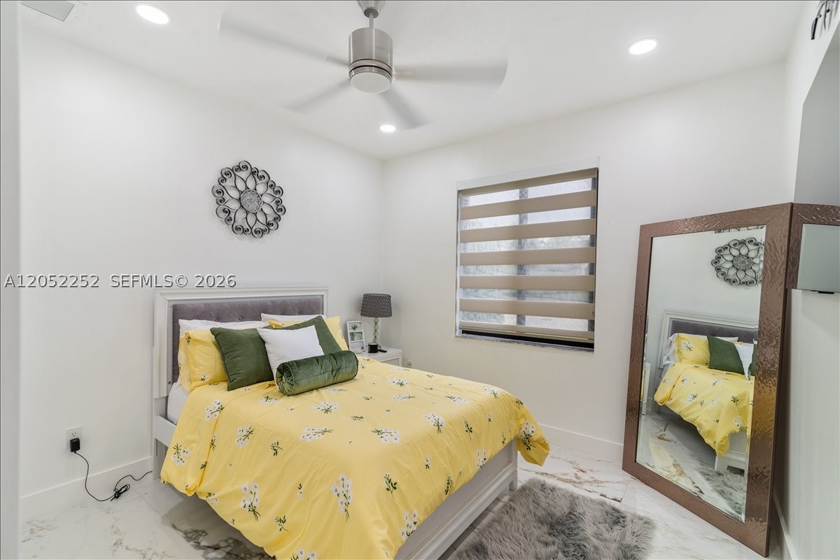 CASA LAGO 1ST ADDN - Residential