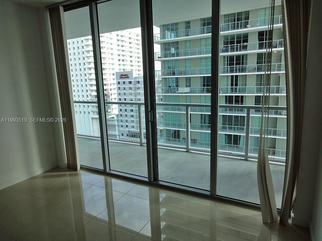 THE AXIS ON BRICKELL II C - Residential