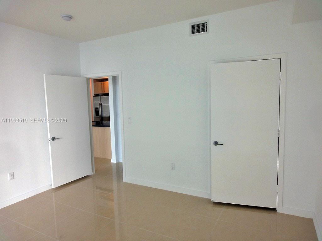 THE AXIS ON BRICKELL II C - Residential
