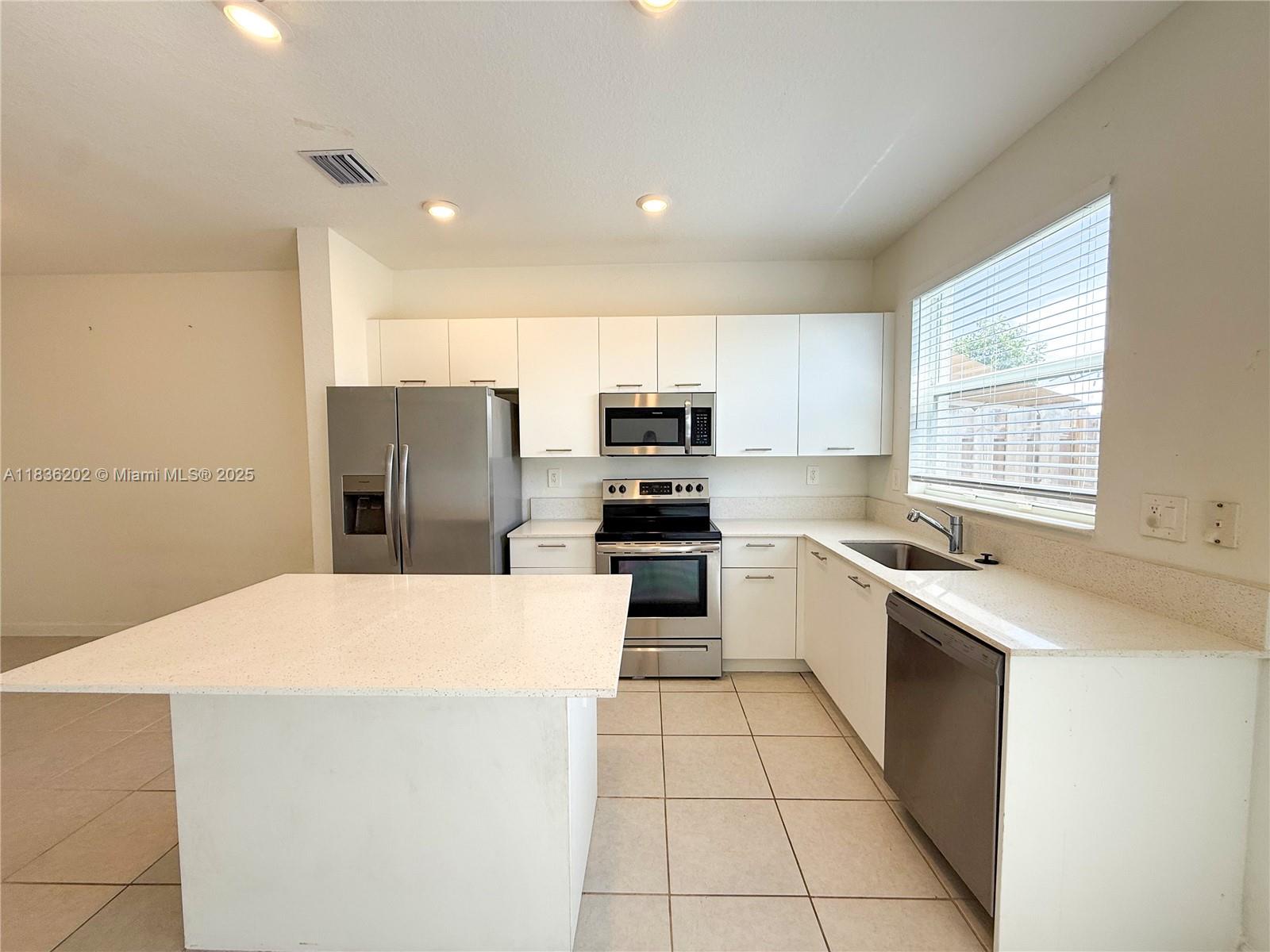 GOLF PARK SEC 1 - Residential