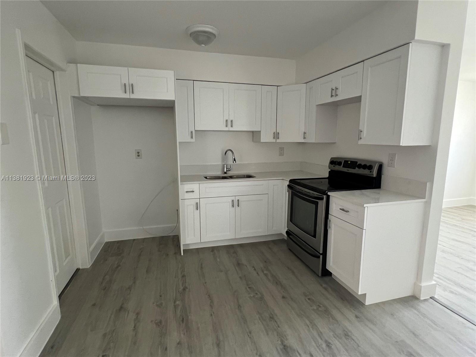 SPRINGBANK PARK - Residential