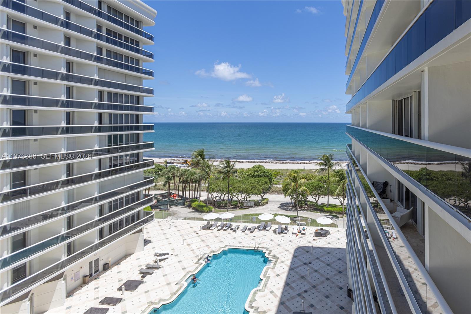 SOLIMAR CONDO - Residential