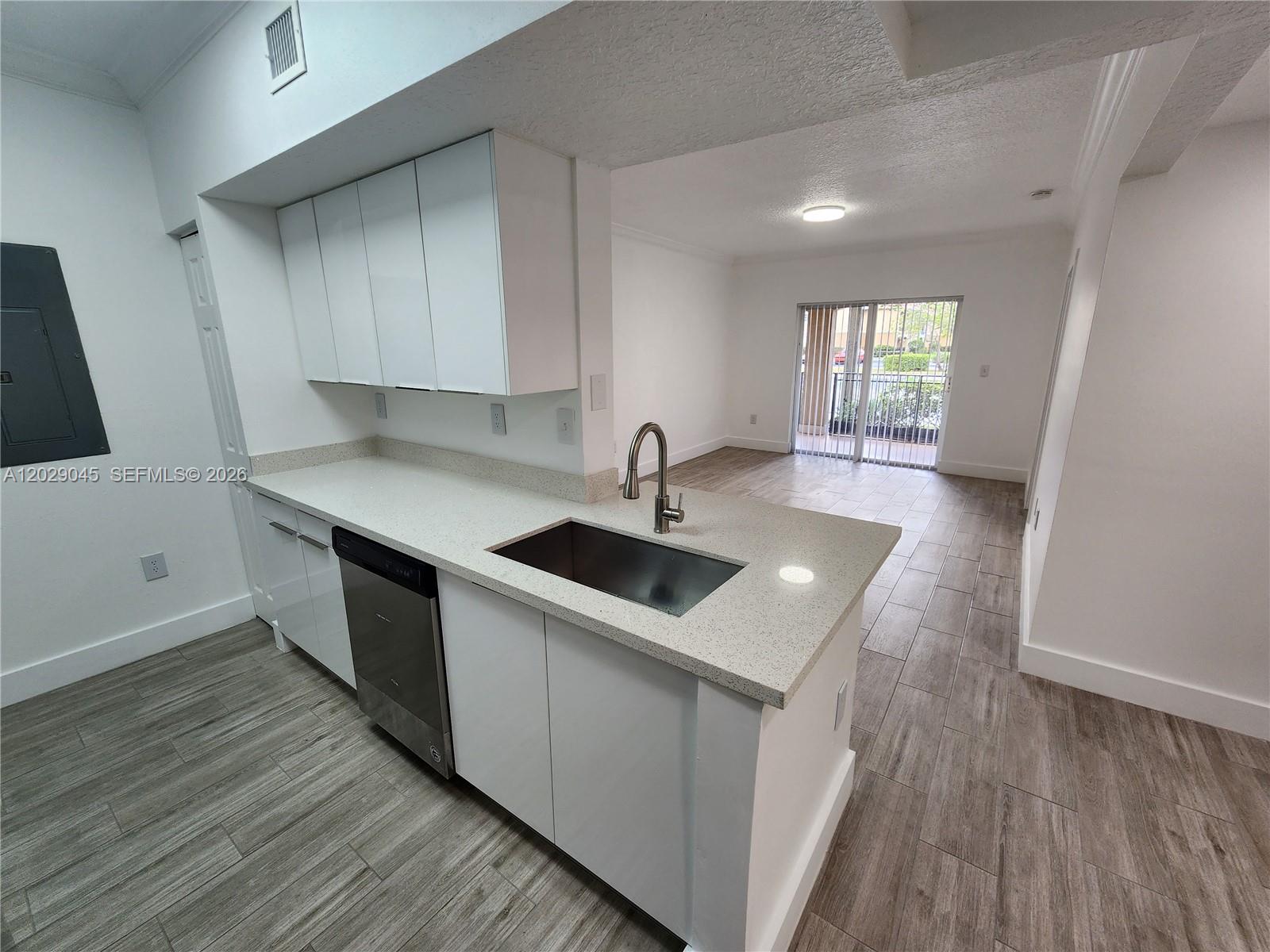 MARQUESA CONDO - Residential
