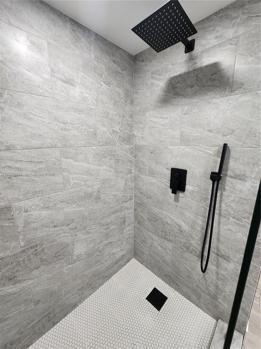 MARQUESA CONDO - Residential