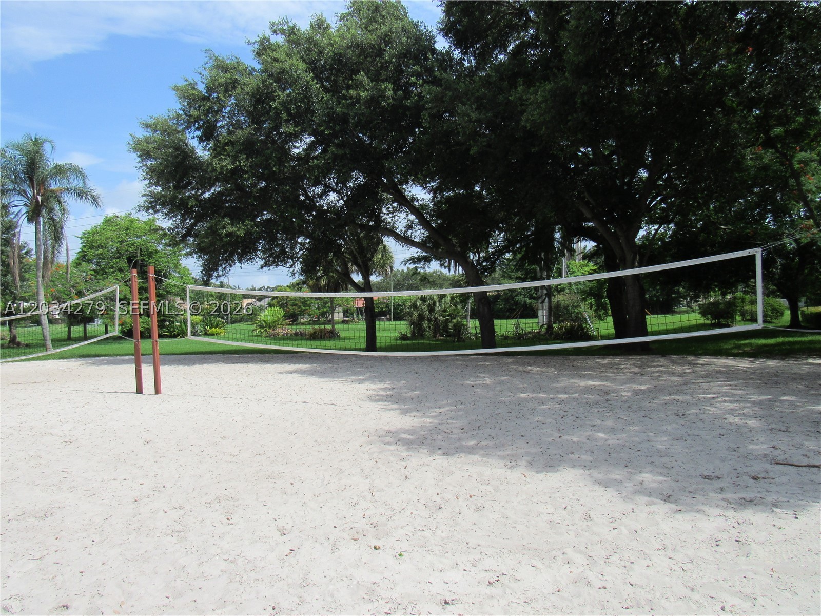 EMBASSY LAKES PARCEL - Residential Lease