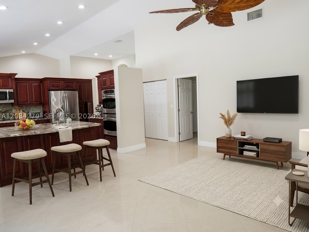 EMBASSY LAKES PARCEL - Residential Lease