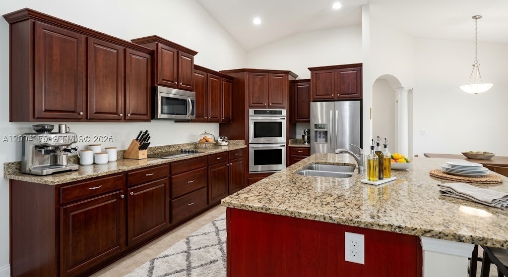 EMBASSY LAKES PARCEL - Residential Lease
