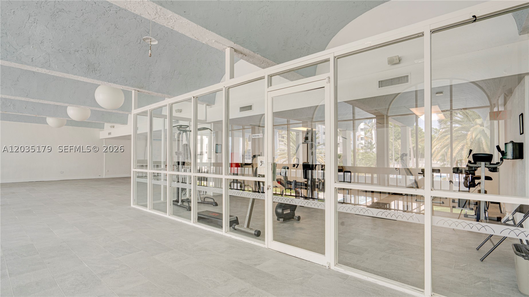 MONTECARLO CONDO - Residential