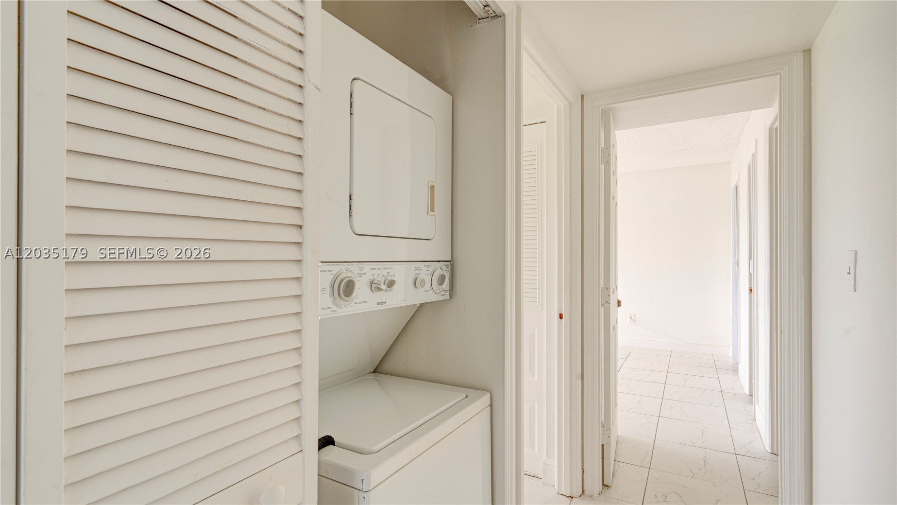 MONTECARLO CONDO - Residential