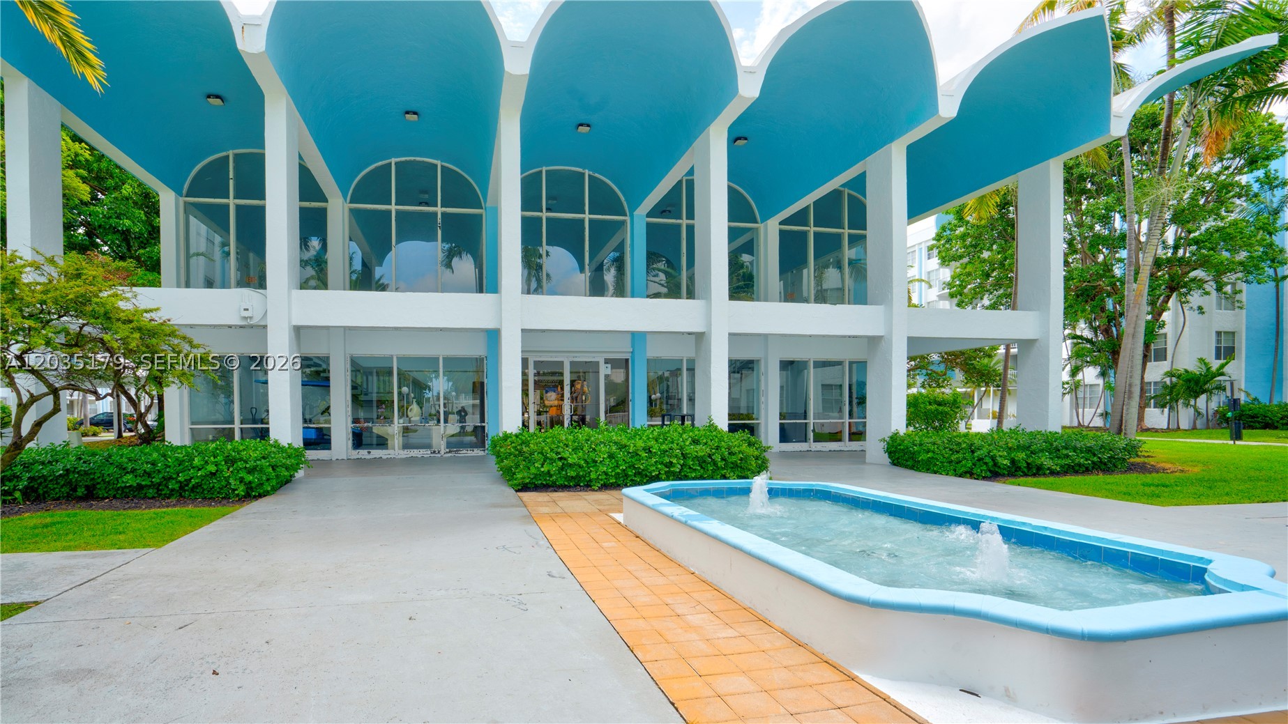 MONTECARLO CONDO - Residential