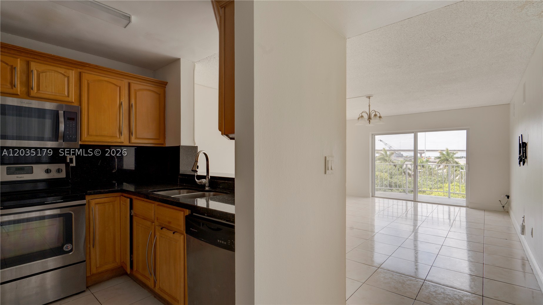 MONTECARLO CONDO - Residential