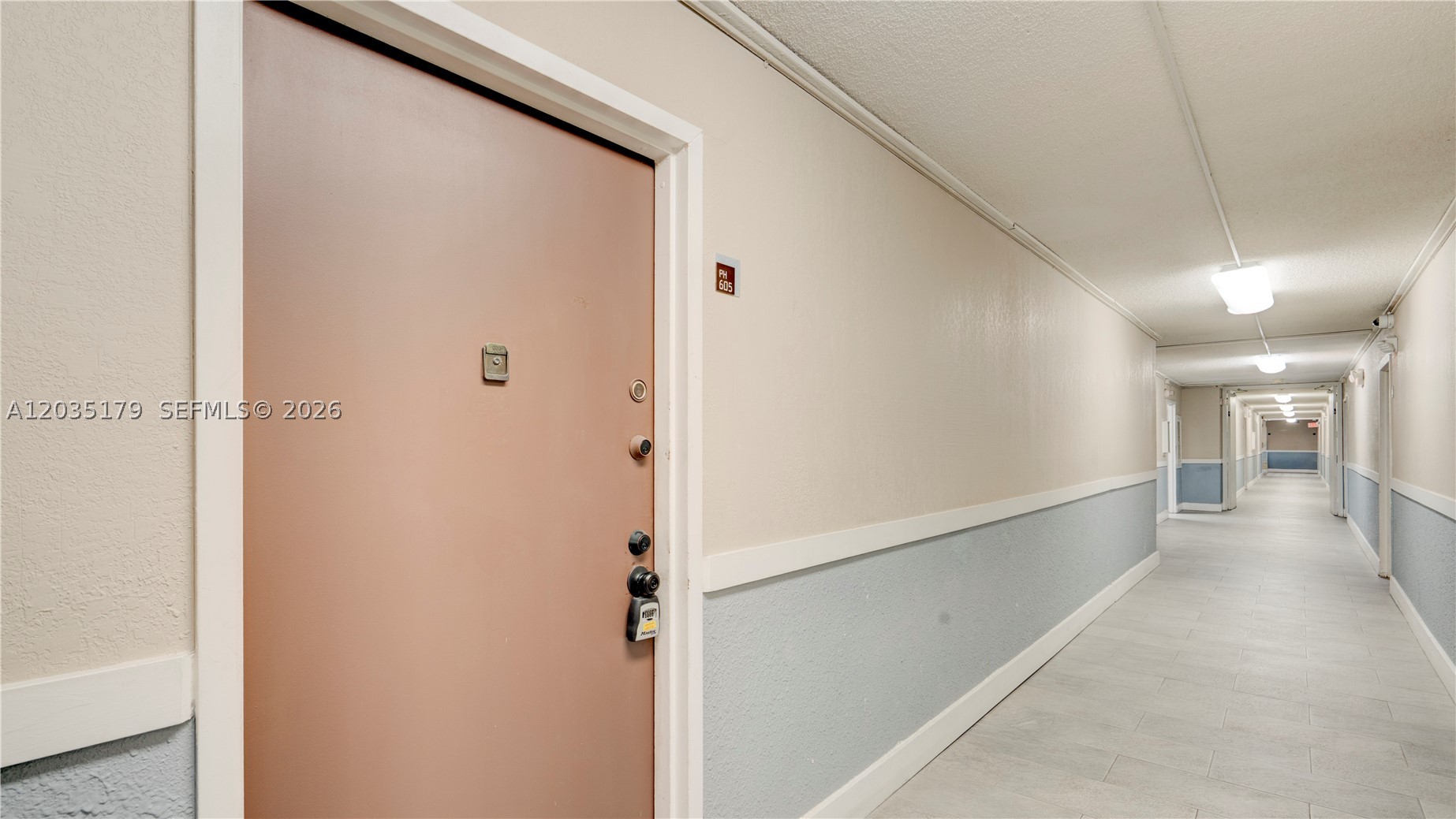 MONTECARLO CONDO - Residential