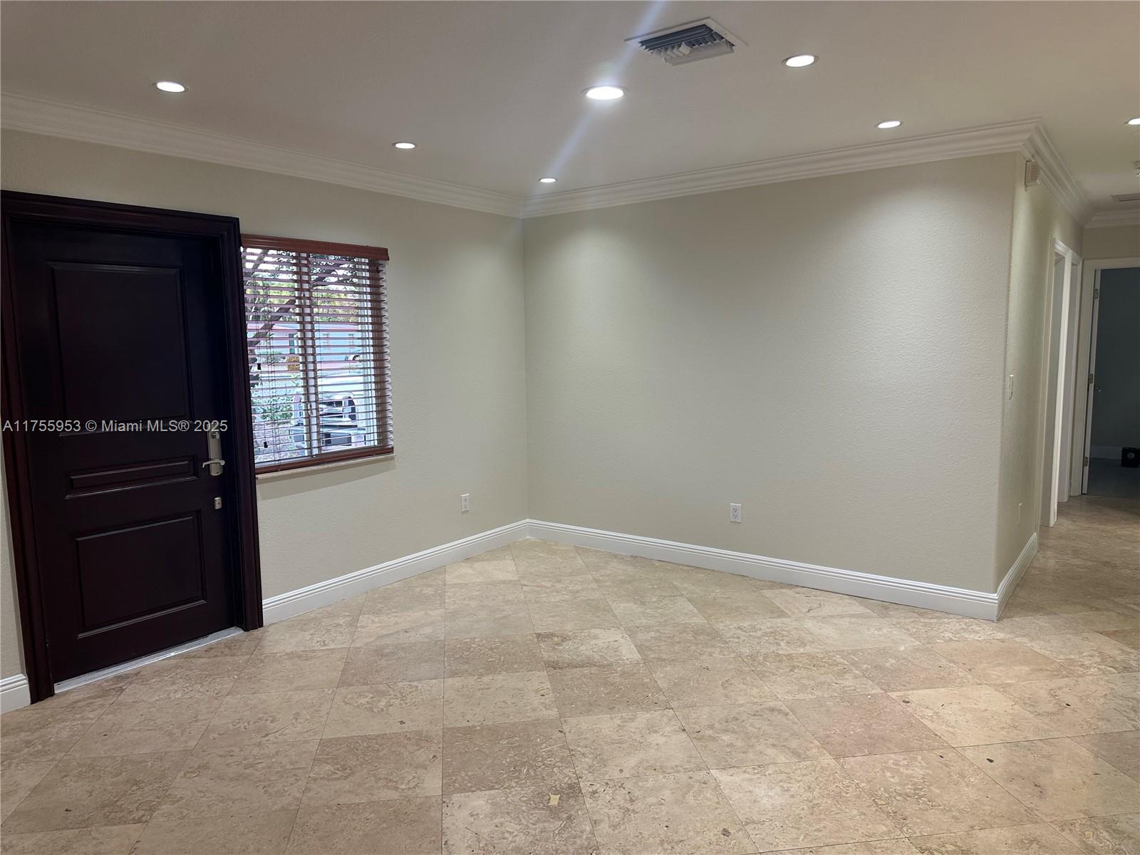 WESTWOOD LAKE 1ST ADDN - Residential Lease