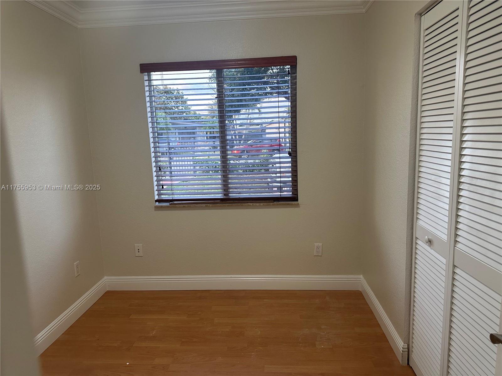 WESTWOOD LAKE 1ST ADDN - Residential Lease