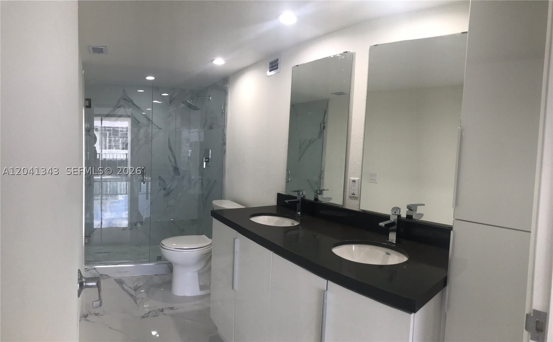 BRICKELL PLACE CONDO - Residential