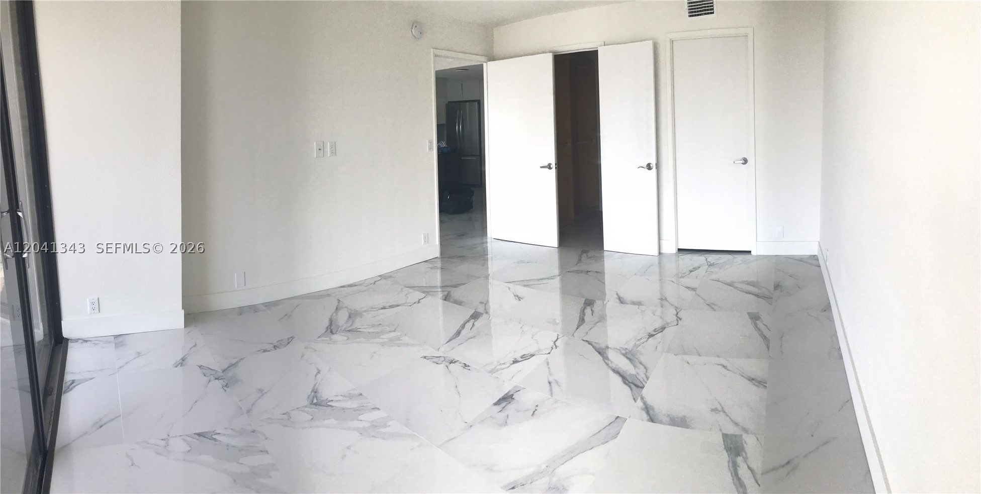 BRICKELL PLACE CONDO - Residential
