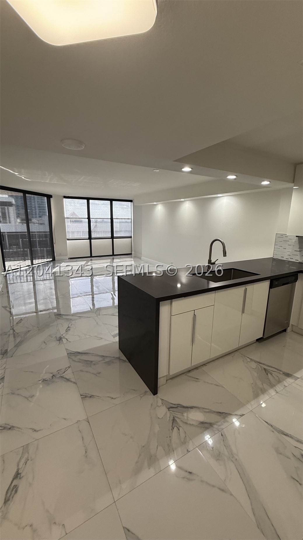 BRICKELL PLACE CONDO - Residential