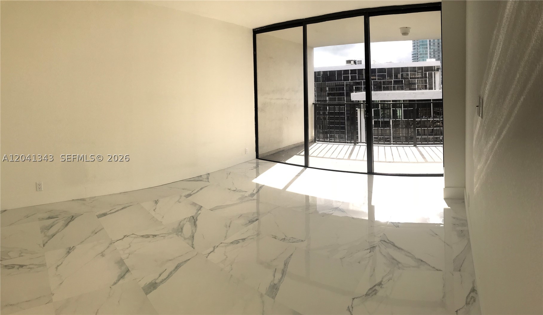 BRICKELL PLACE CONDO - Residential