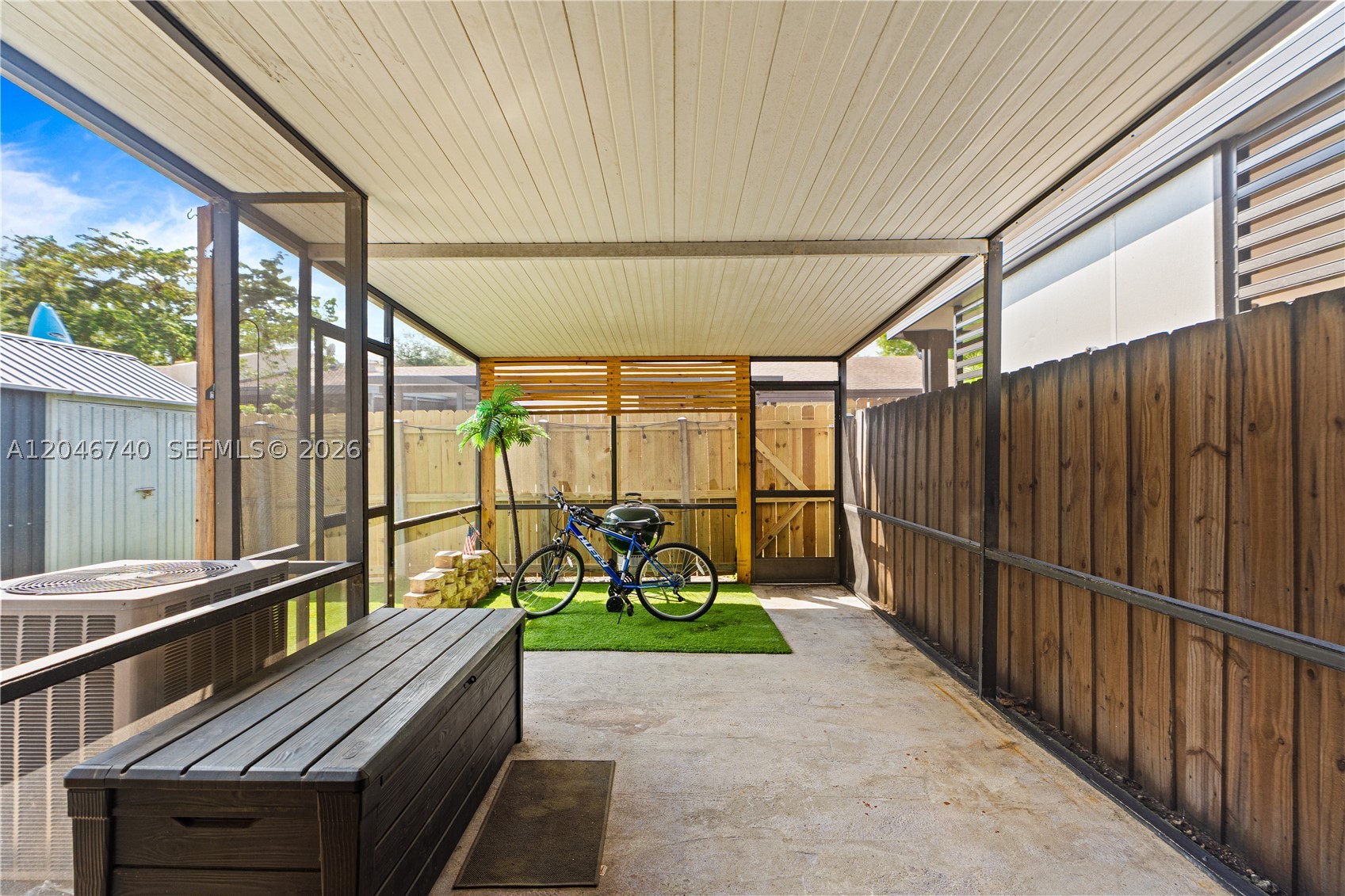 EVERGLADES SUGAR & LAND C - Residential