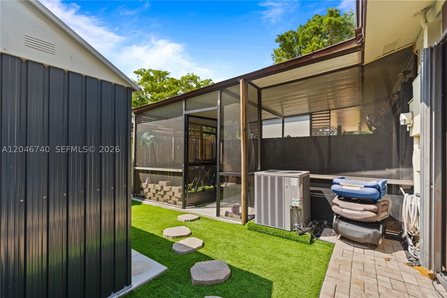 EVERGLADES SUGAR & LAND C - Residential