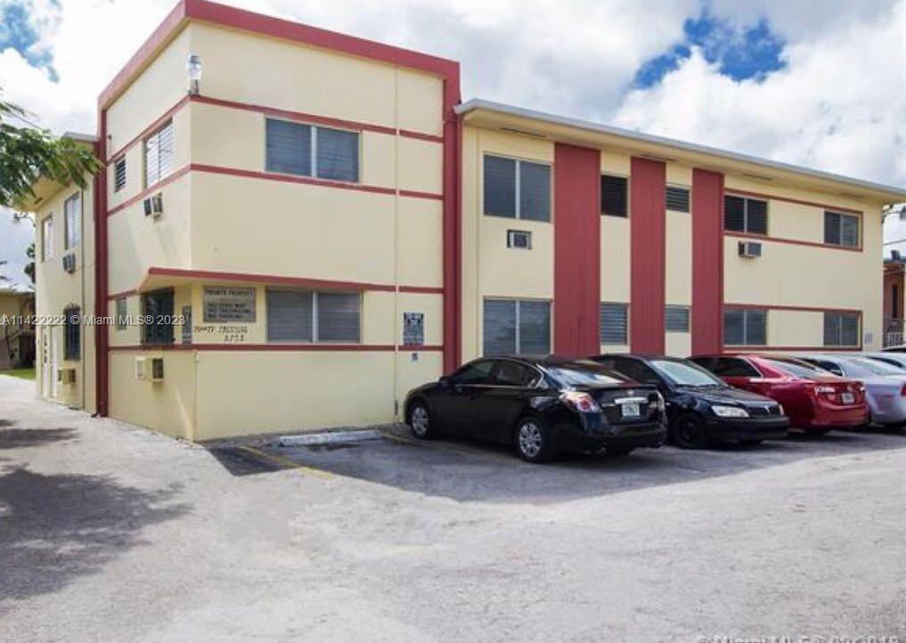 PRESTIGE APTS INC CO-OP - Residential