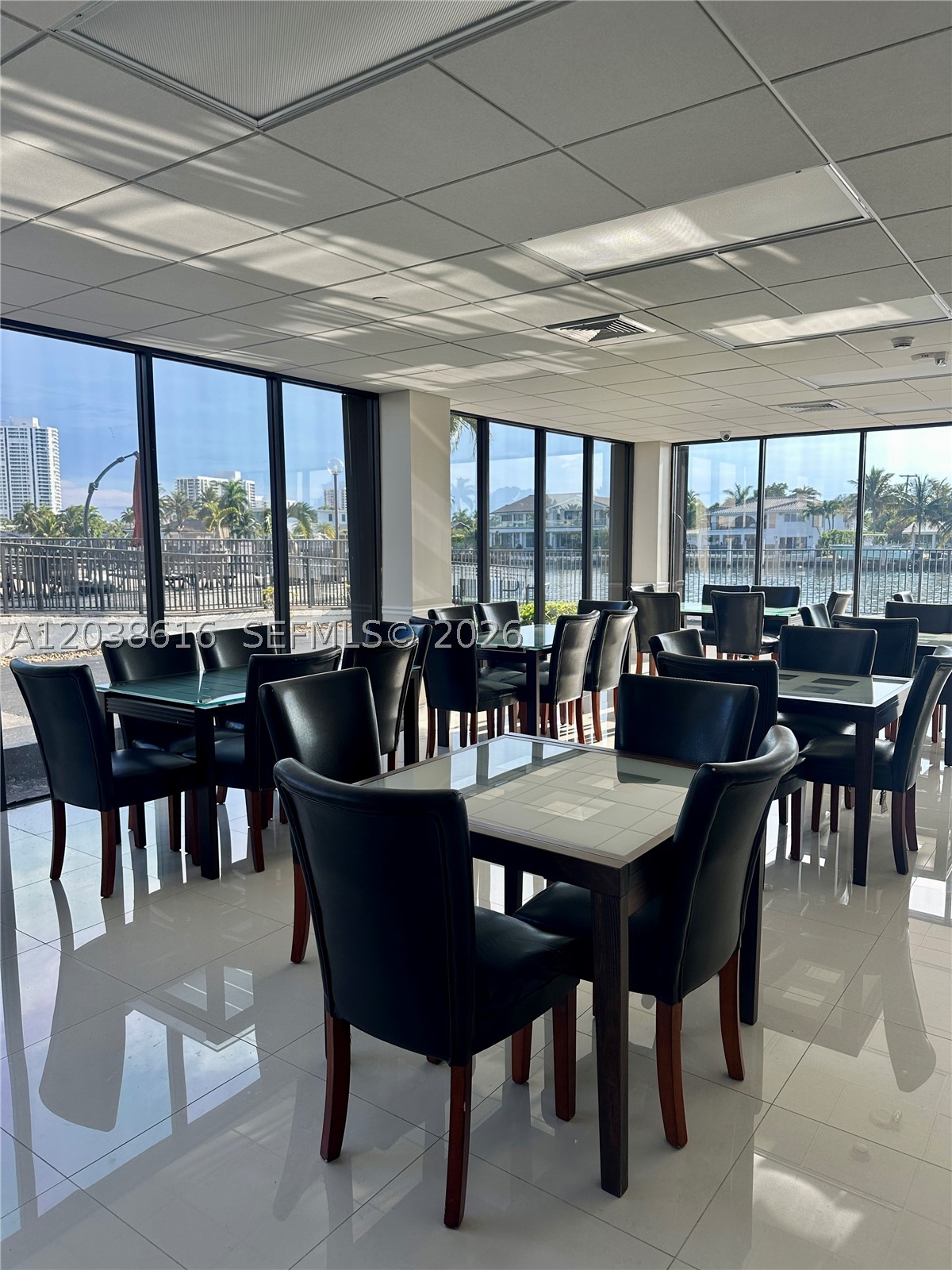 AVANT GARDE CONDO - Residential Lease