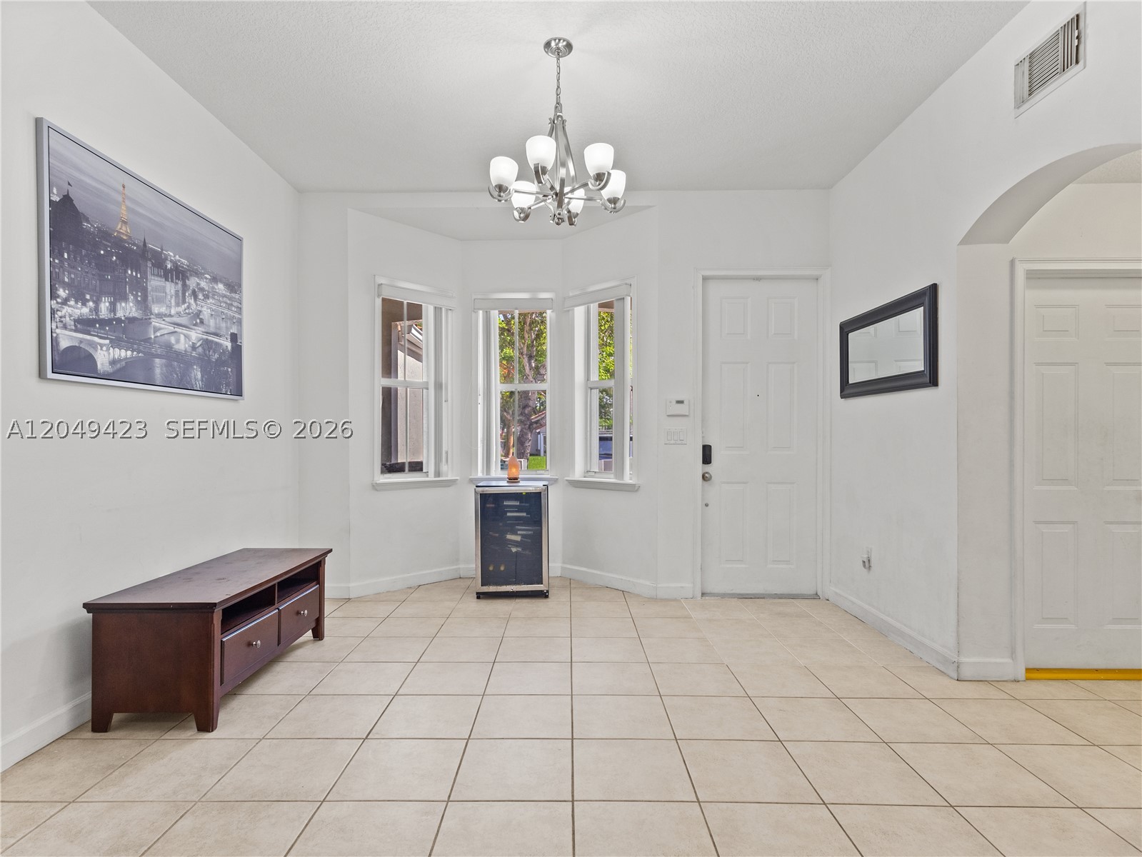 DORAL CHASE - Residential