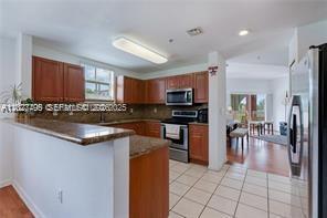 PROMENADE SHORES AT DORAL - Residential Lease