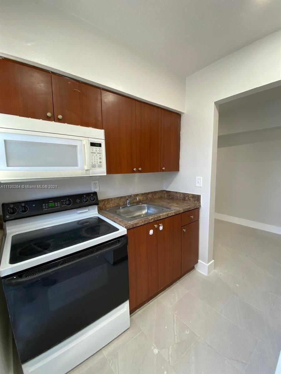 PARKWOOD TERRACE - Residential Lease