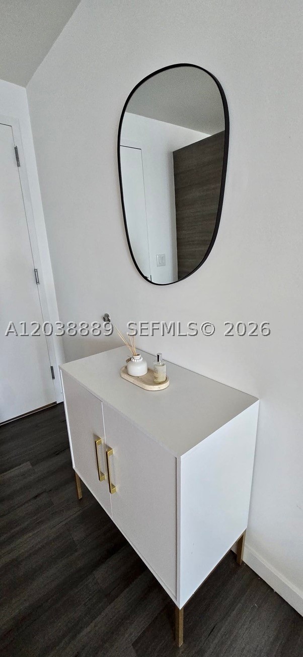 1100 MILLECENTO RESIDENCE - Residential Lease