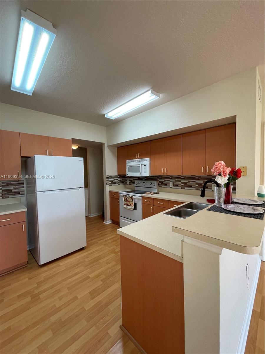 BELMONT AT NORTH LAUDERDA - Residential