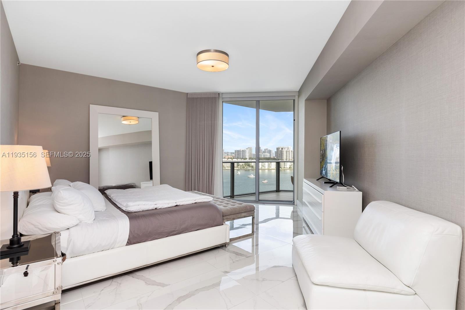 MARINA PALMS RESIDENCES N - Residential