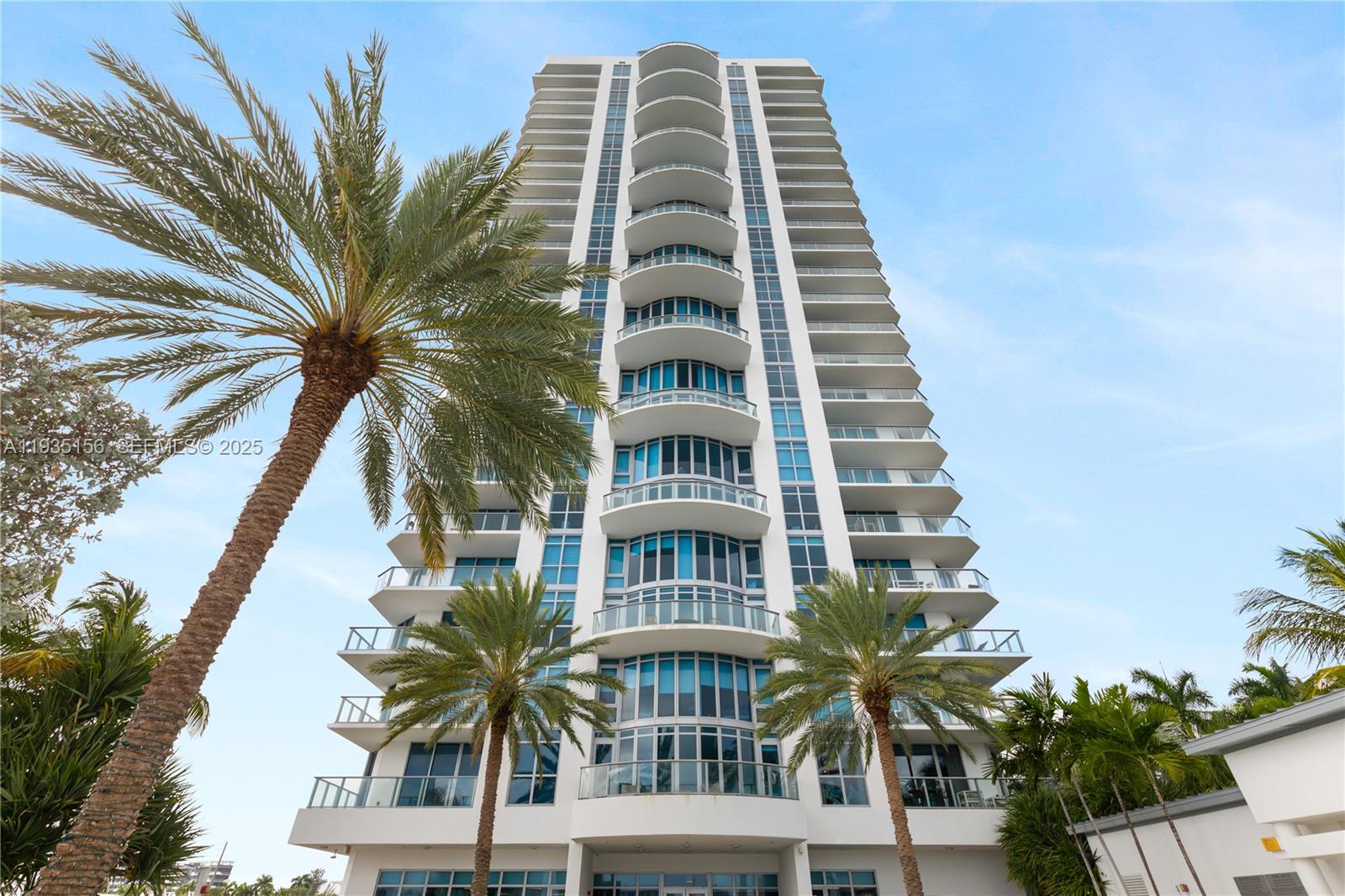 MARINA PALMS RESIDENCES N - Residential
