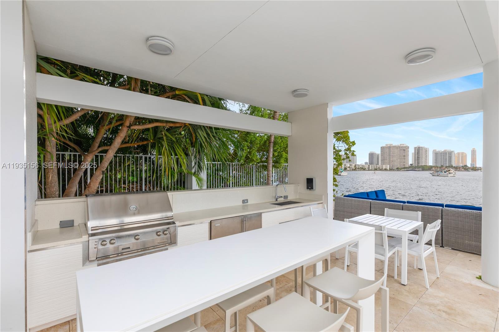 MARINA PALMS RESIDENCES N - Residential