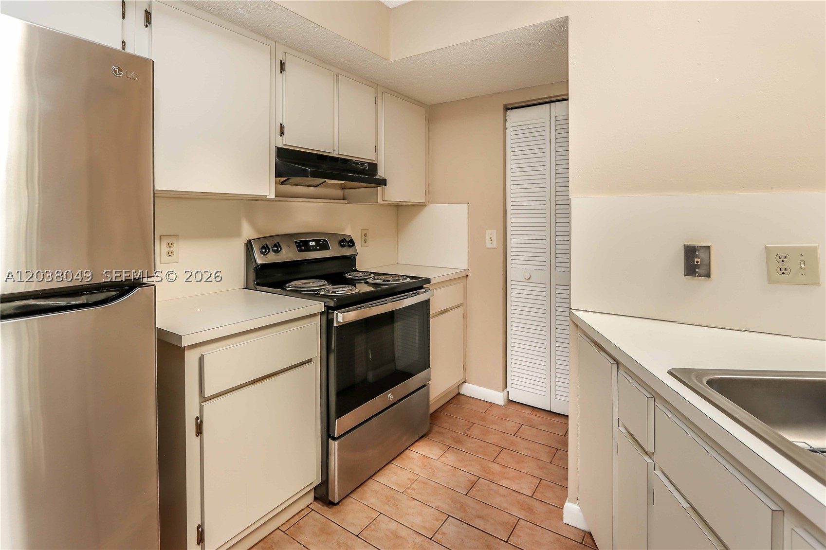 SANDPIPER BAY - Residential