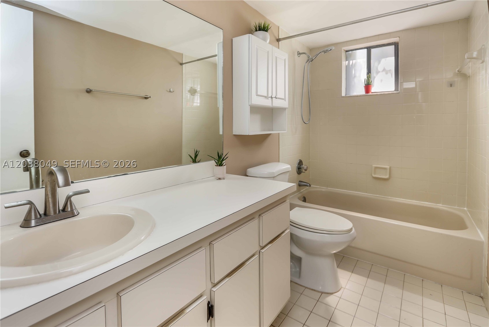 SANDPIPER BAY - Residential