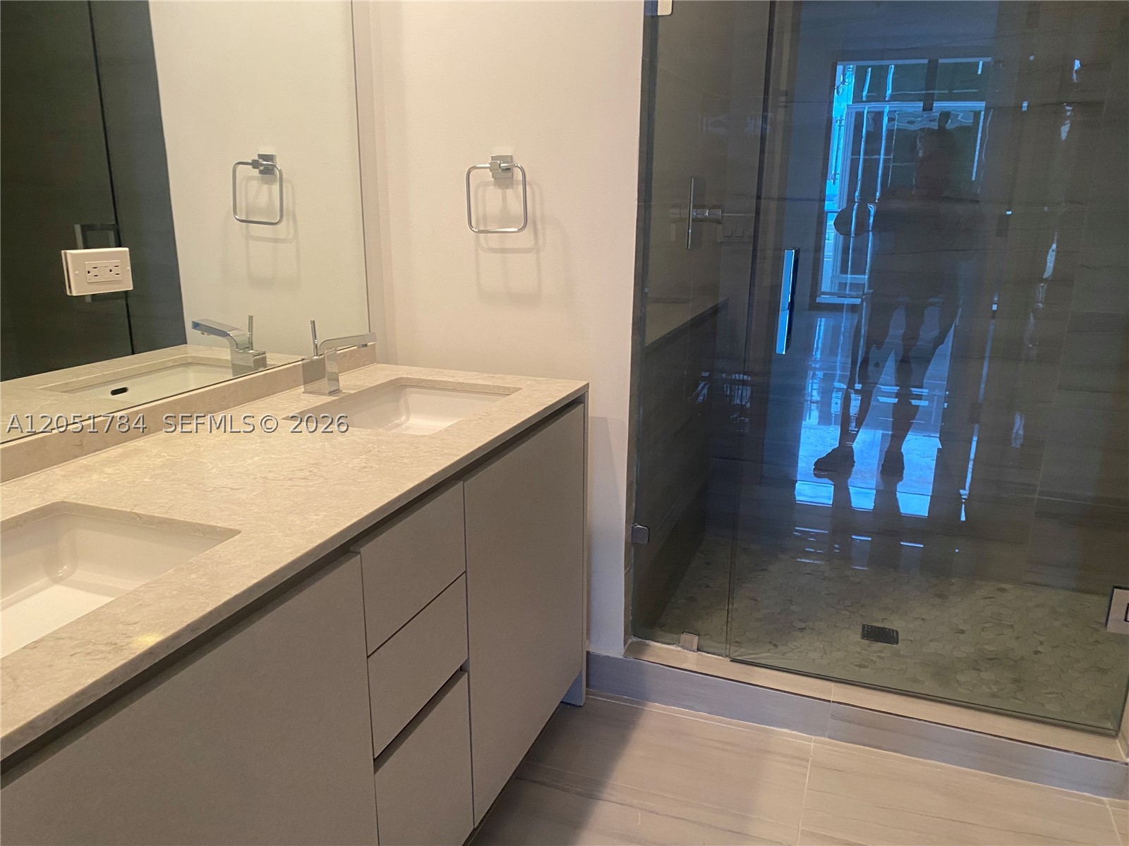 1010 BRICKELL CONDO - Residential Lease