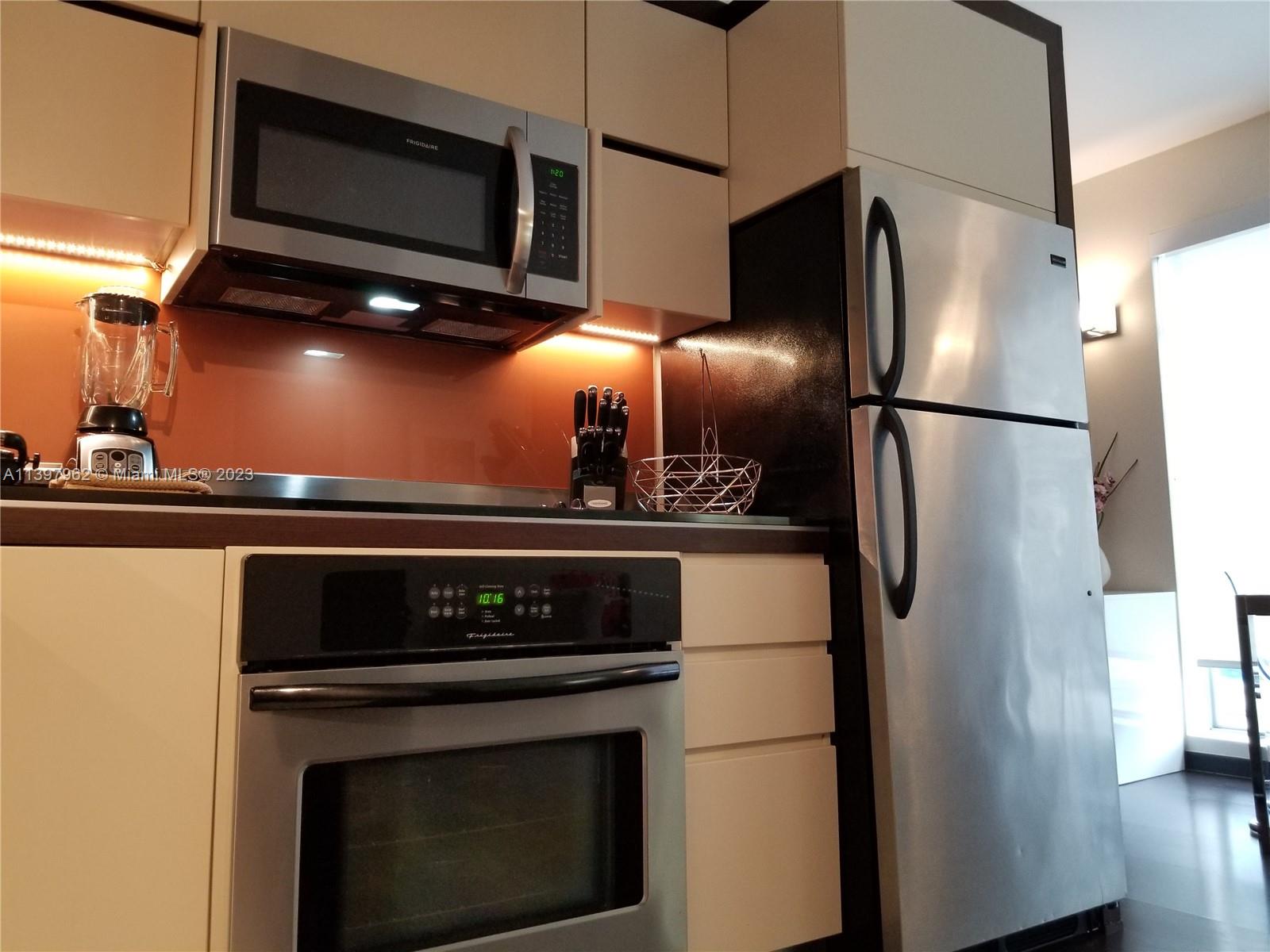 ARTECITY GOVERNOR CONDO - Residential Lease