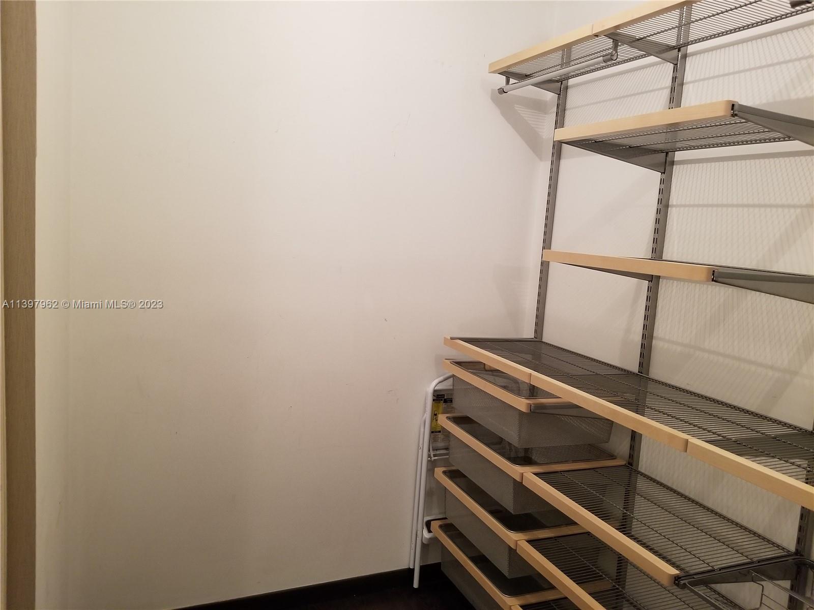 ARTECITY GOVERNOR CONDO - Residential Lease