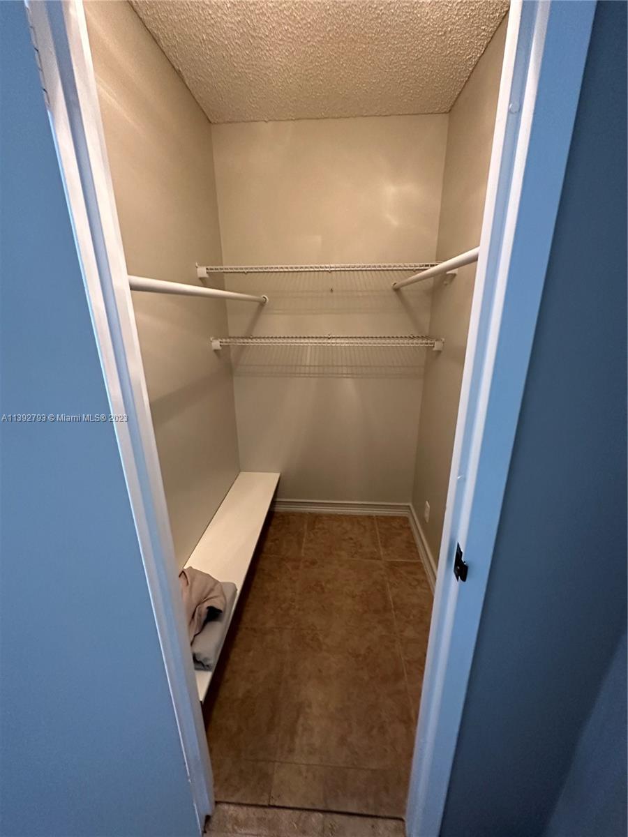 DESOTO PARK CONDO - Residential Lease