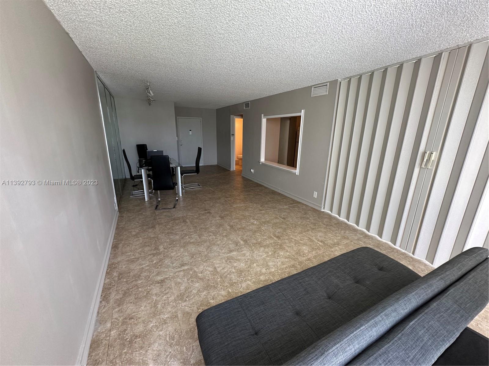 DESOTO PARK CONDO - Residential Lease