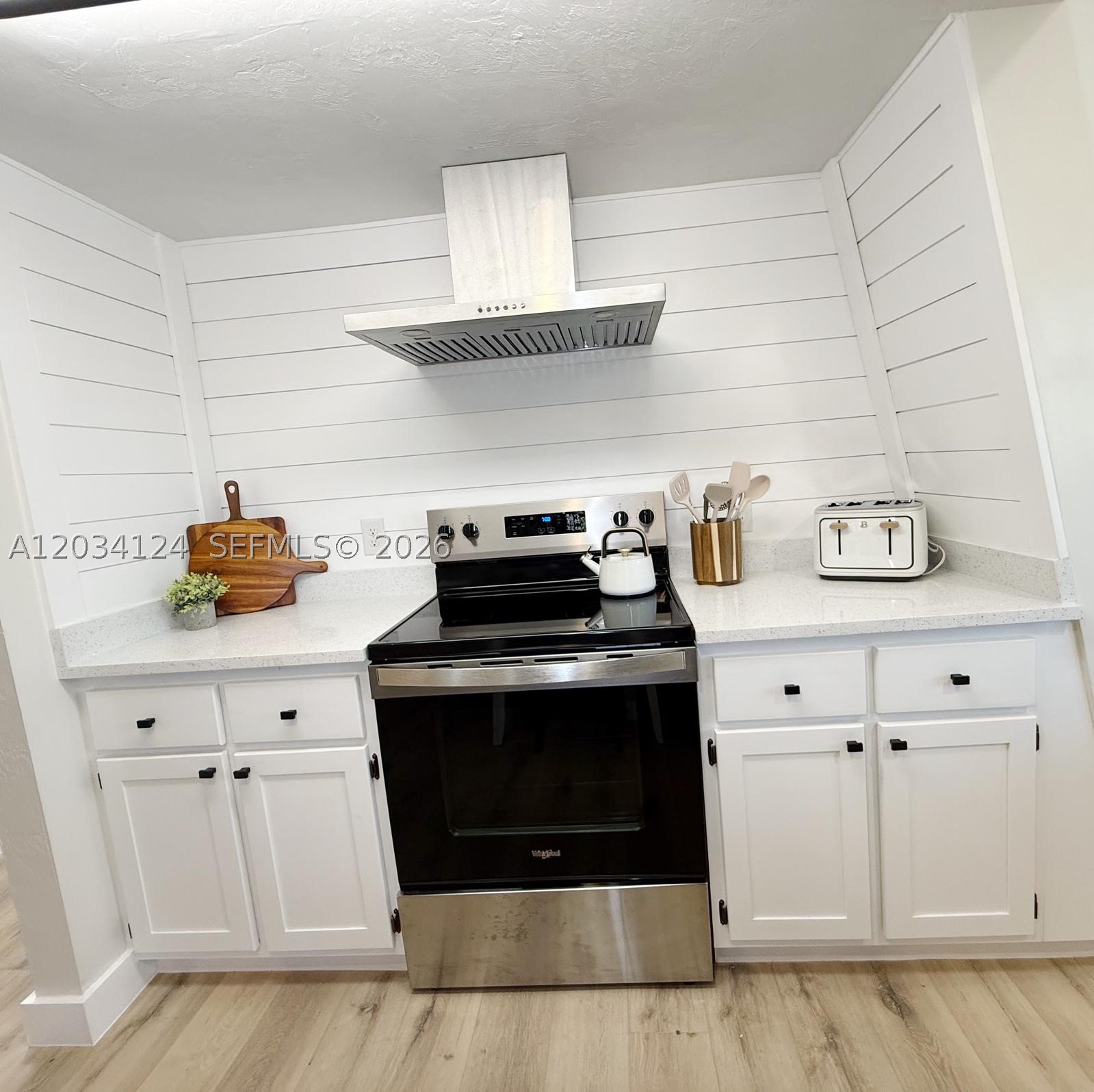 SUWANNEE RIVER BEND SUB - Residential