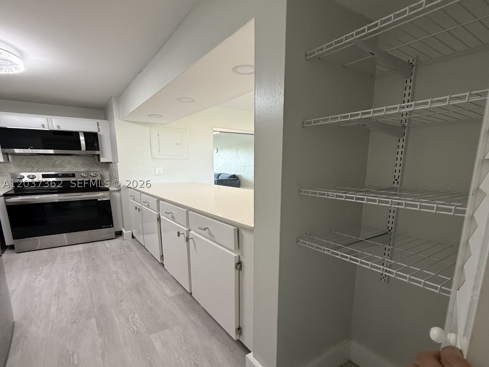 PINEBARK CONDO NO 3 - Residential