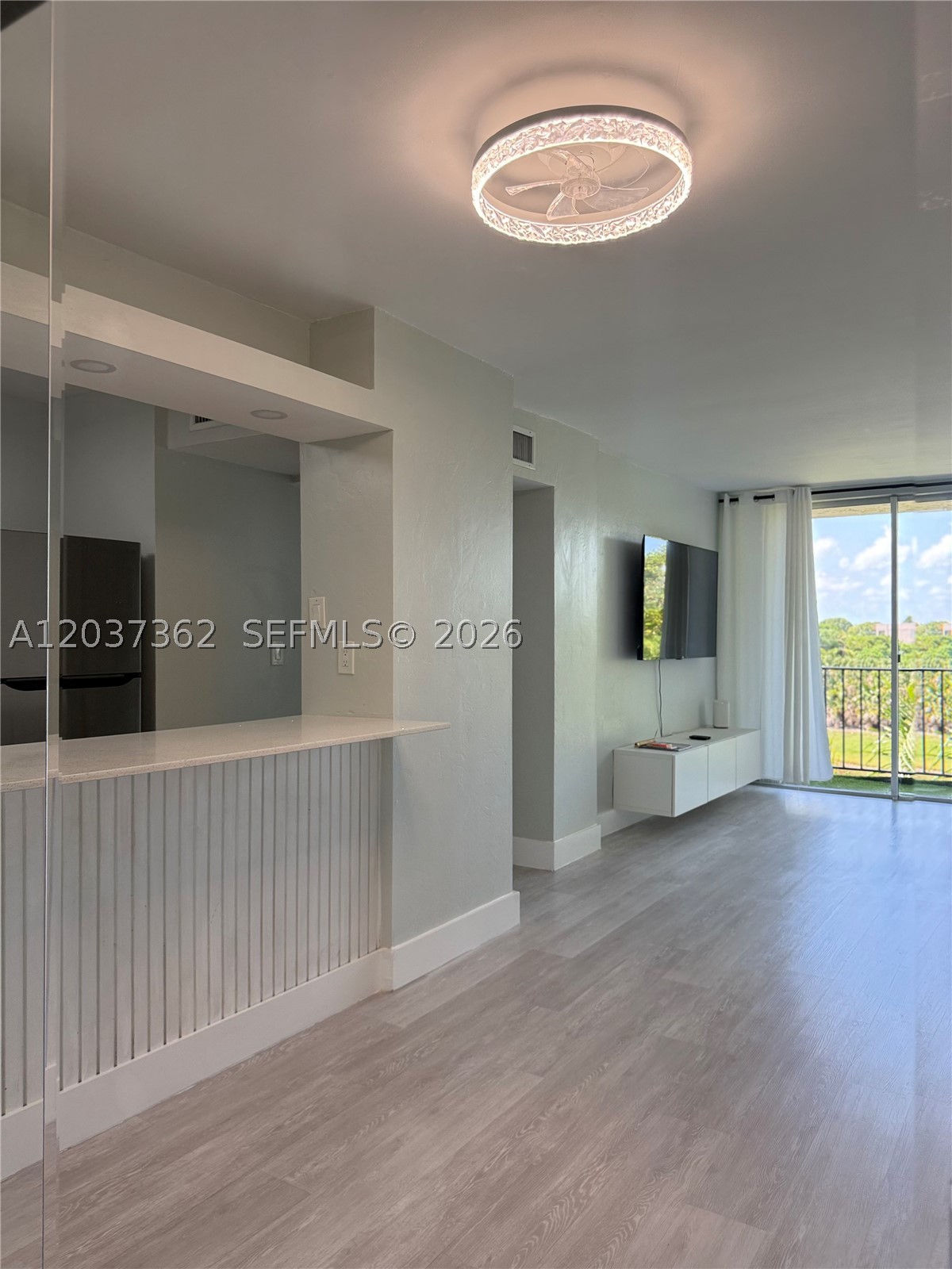 PINEBARK CONDO NO 3 - Residential