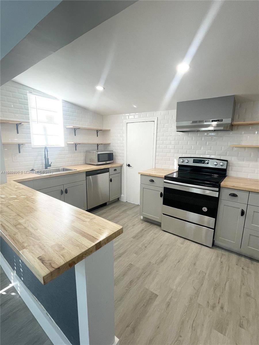 BUENA VISTA HEIGHTS ADDN - Residential Lease