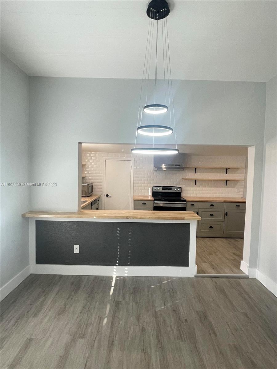 BUENA VISTA HEIGHTS ADDN - Residential Lease