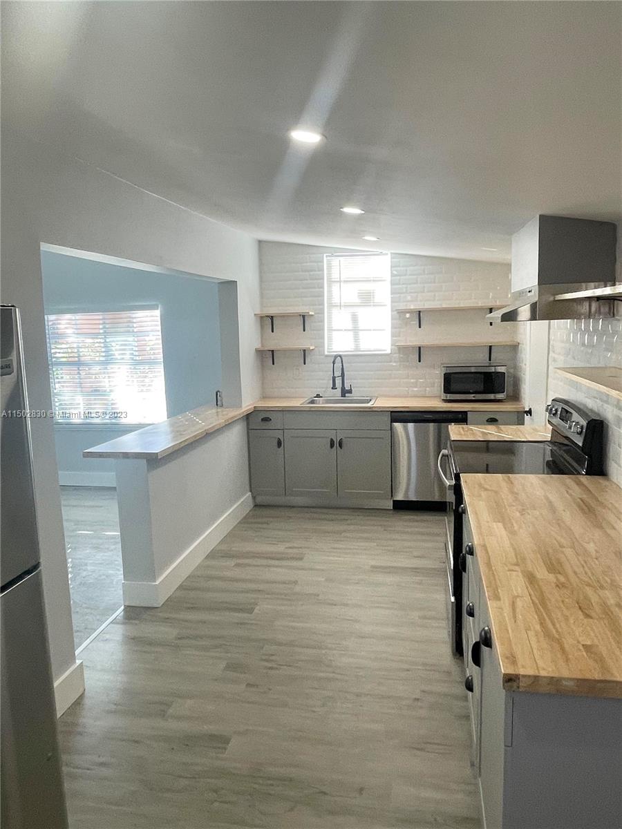 BUENA VISTA HEIGHTS ADDN - Residential Lease