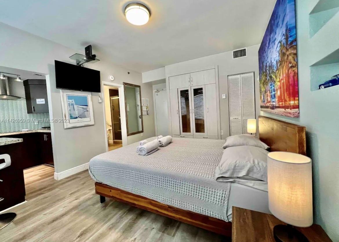 918 OCEAN DRIVE CONDO - Residential