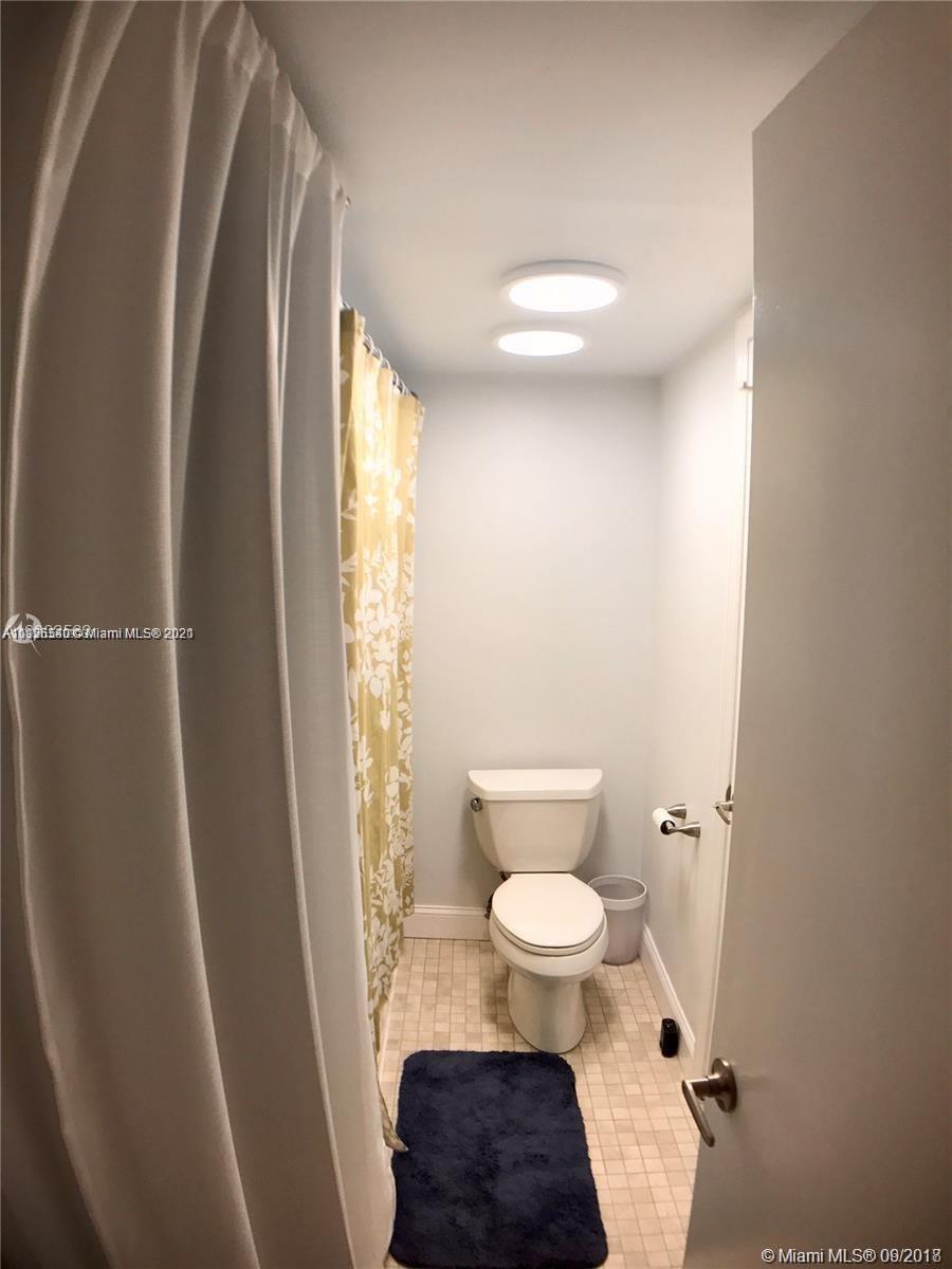 LIVE OAK 12 OF PINE ISLAN - Residential Lease